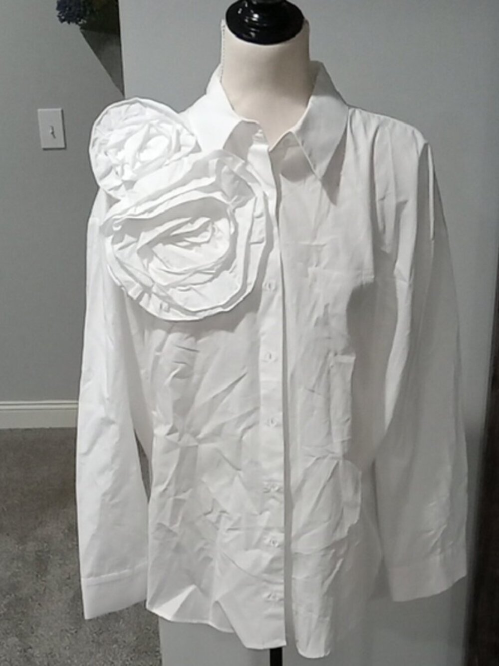 Antonio Melani Long Sleeve Sage Bloom White Blouse with Floral Detail Dize L NWT